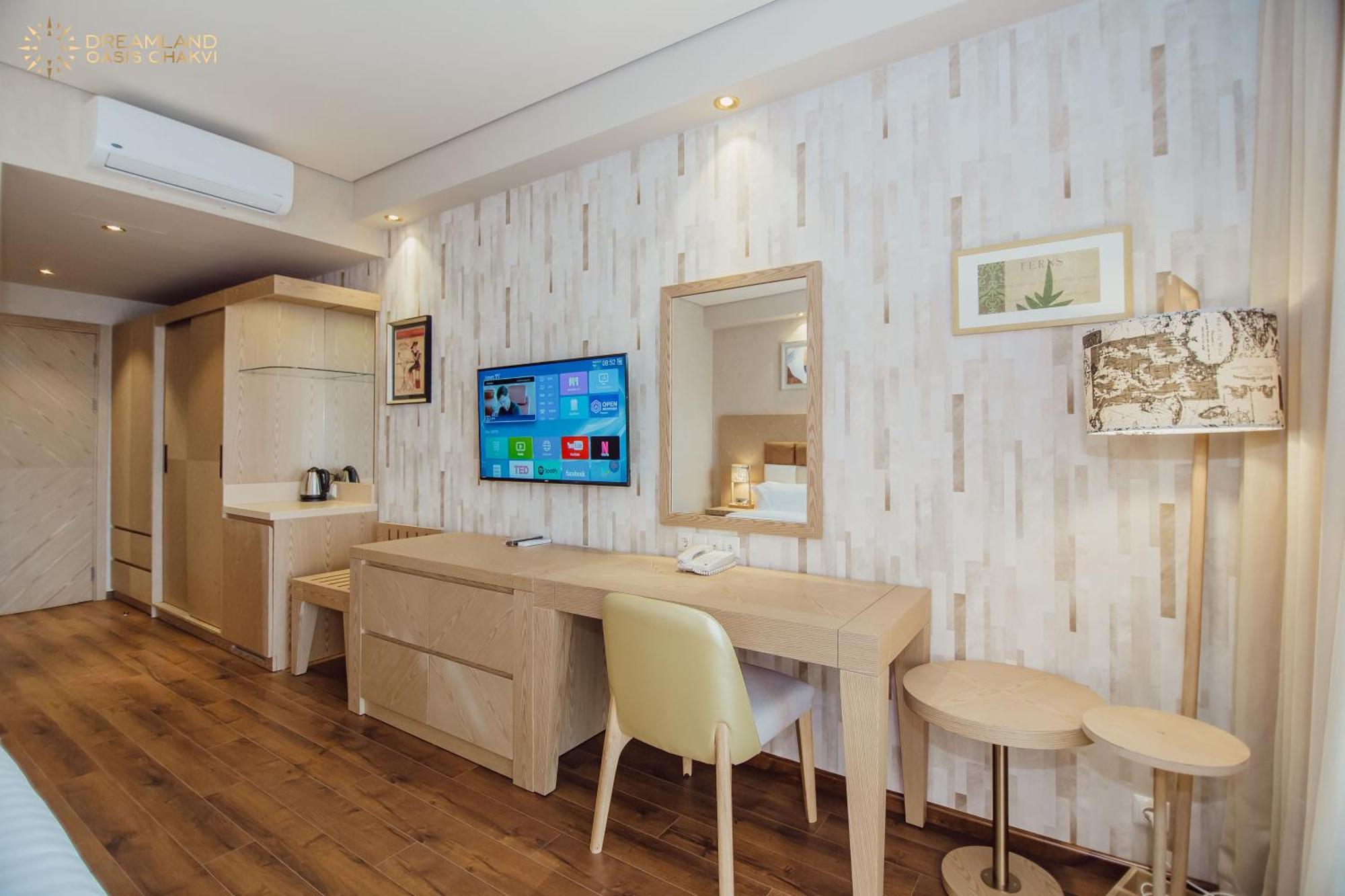 Dreamland Oasis Aparthotel Kobuleti Dış mekan fotoğraf